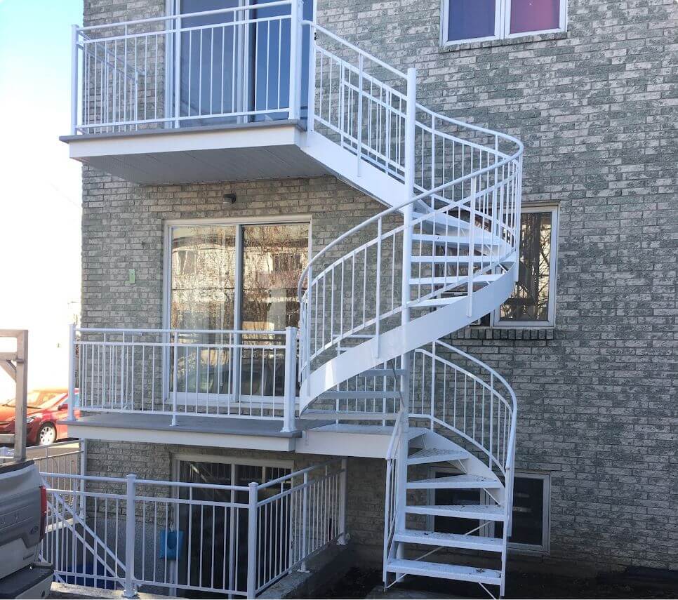 escalier extérieur Laval